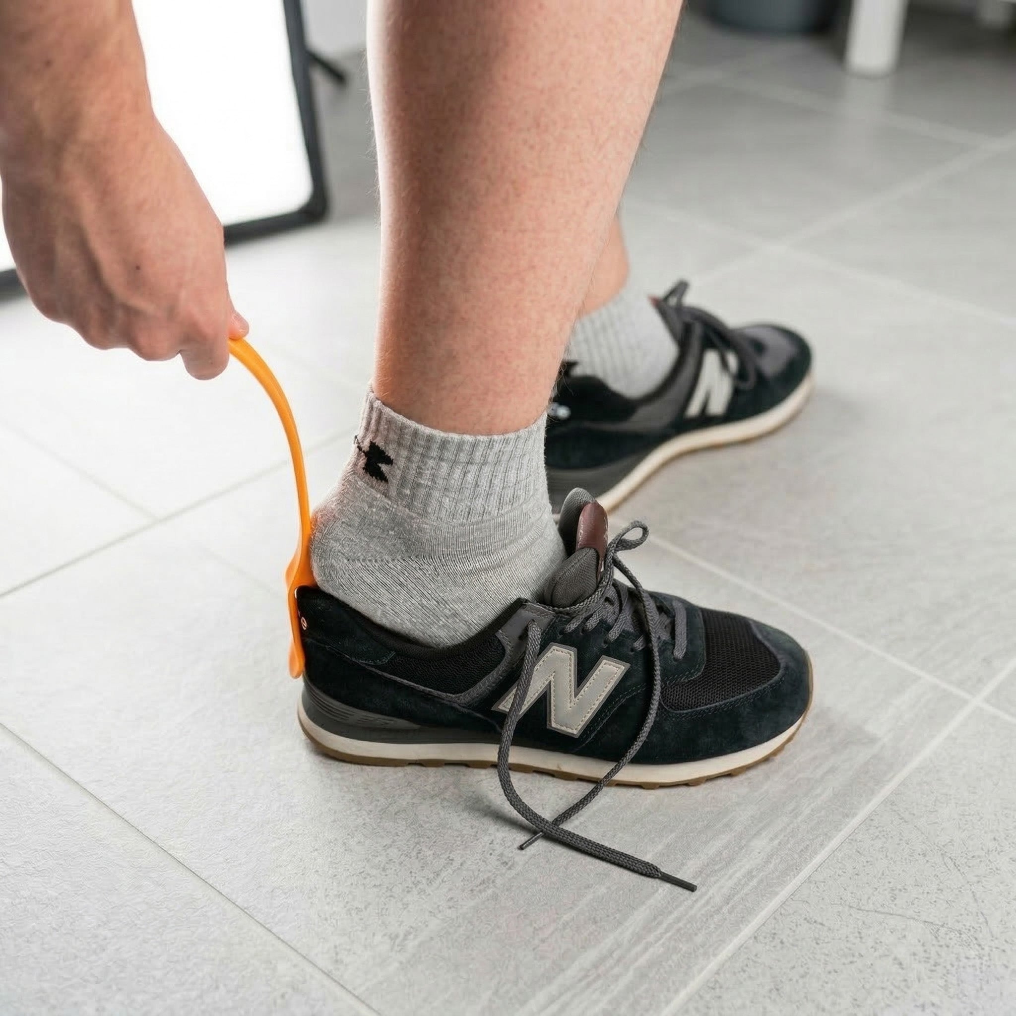 Ergonomic Attachable Shoe Horn for Mobility Support