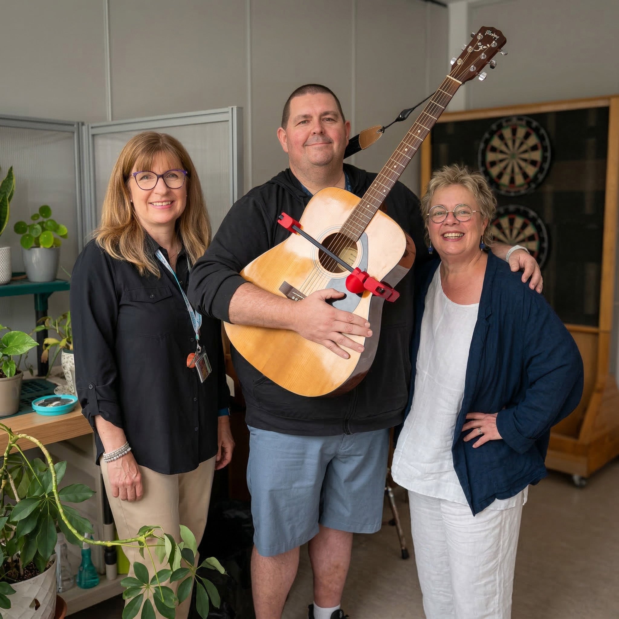 Adaptive Guitar Strumming Aid